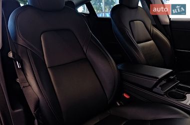 Седан Tesla Model 3 2021 в Одесі