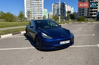Седан Tesla Model 3 2019 в Черкассах