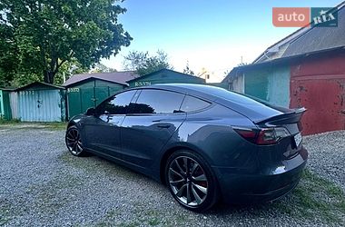 Седан Tesla Model 3 2019 в Одессе