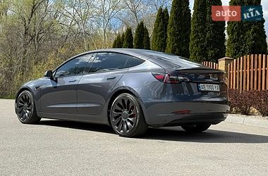Седан Tesla Model 3 2021 в Днепре