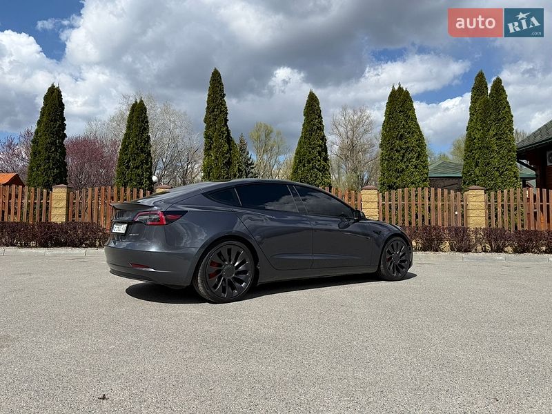Седан Tesla Model 3 2021 в Днепре