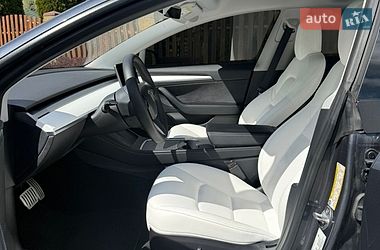 Седан Tesla Model 3 2021 в Днепре