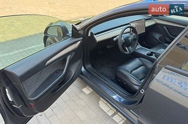 Седан Tesla Model 3 2021 в Луцке