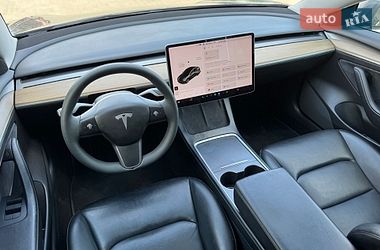 Седан Tesla Model 3 2021 в Луцке