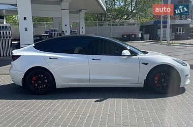 Седан Tesla Model 3 2021 в Харькове