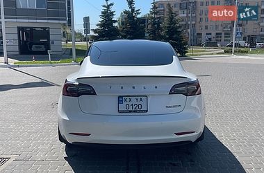 Седан Tesla Model 3 2021 в Харькове