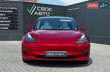 Седан Tesla Model 3 2020 в Львові