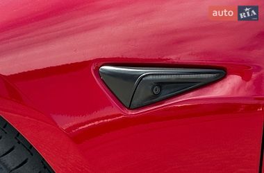 Седан Tesla Model 3 2020 в Львові