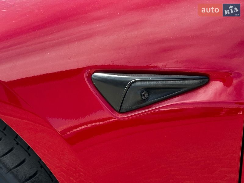 Седан Tesla Model 3 2020 в Львові