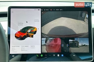 Седан Tesla Model 3 2020 в Львові