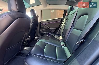 Седан Tesla Model 3 2019 в Вінниці