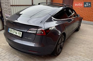 Седан Tesla Model 3 2019 в Вінниці