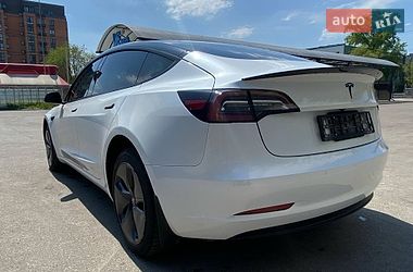 Седан Tesla Model 3 2021 в Днепре