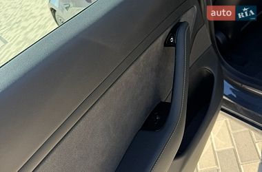 Седан Tesla Model 3 2020 в Львове