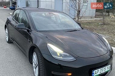 Седан Tesla Model 3 2022 в Запорожье