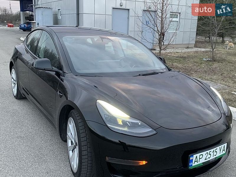 Седан Tesla Model 3 2022 в Запорожье