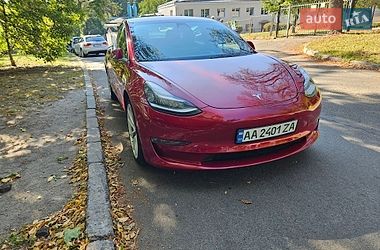 Седан Tesla Model 3 2018 в Киеве