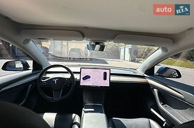 Седан Tesla Model 3 2023 в Харкові