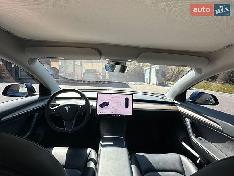 Седан Tesla Model 3 2023 в Харкові