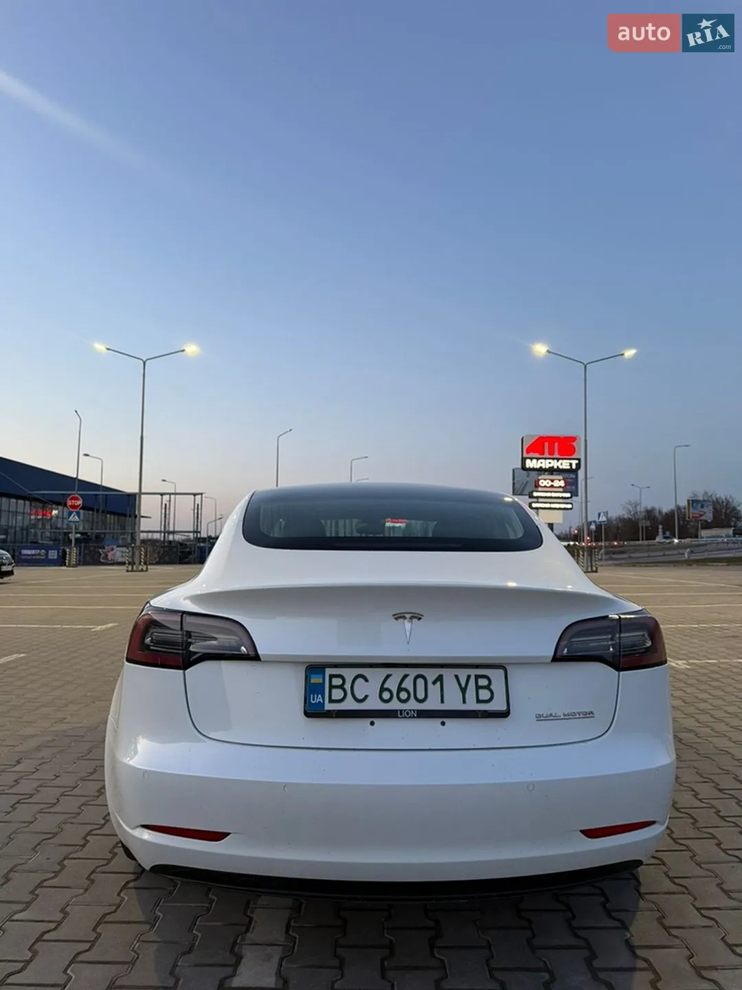 2019 Tesla Model 3 - мініатюра 8
