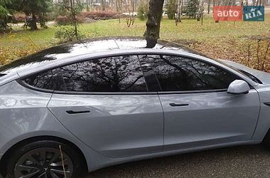 Седан Tesla Model 3 2022 в Києві
