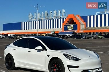 Седан Tesla Model 3 2017 в Одессе