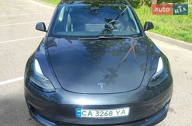 Седан Tesla Model 3 2022 в Черкасах