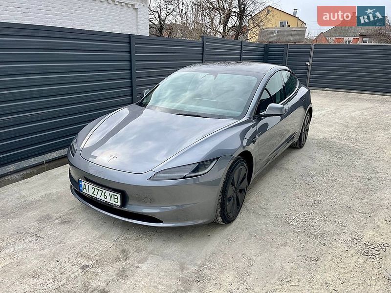 Седан Tesla Model 3 2024 в Белой Церкви