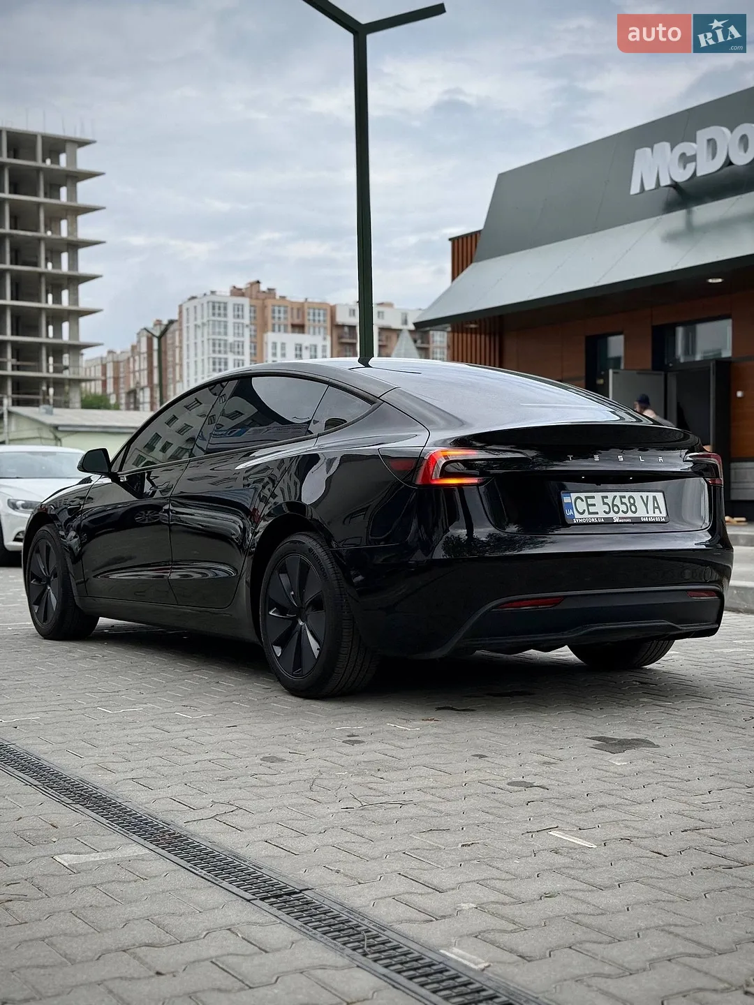 2024 Tesla Model 3 - мініатюра 4