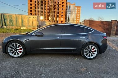 Седан Tesla Model 3 2018 в Дрогобыче