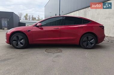 Седан Tesla Model 3 2018 в Киеве