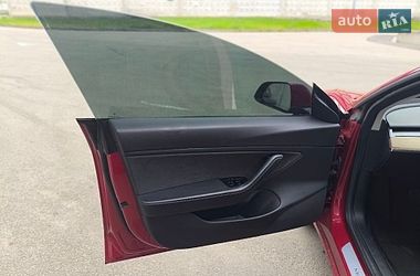 Седан Tesla Model 3 2018 в Киеве