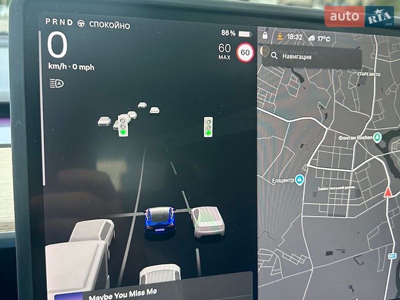 Седан Tesla Model 3 2021 в Виннице