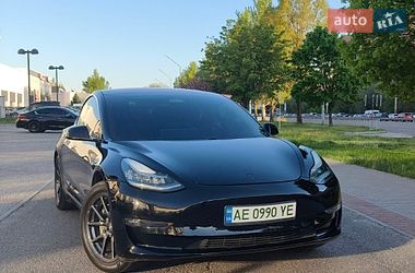 Седан Tesla Model 3 2018 в Днепре