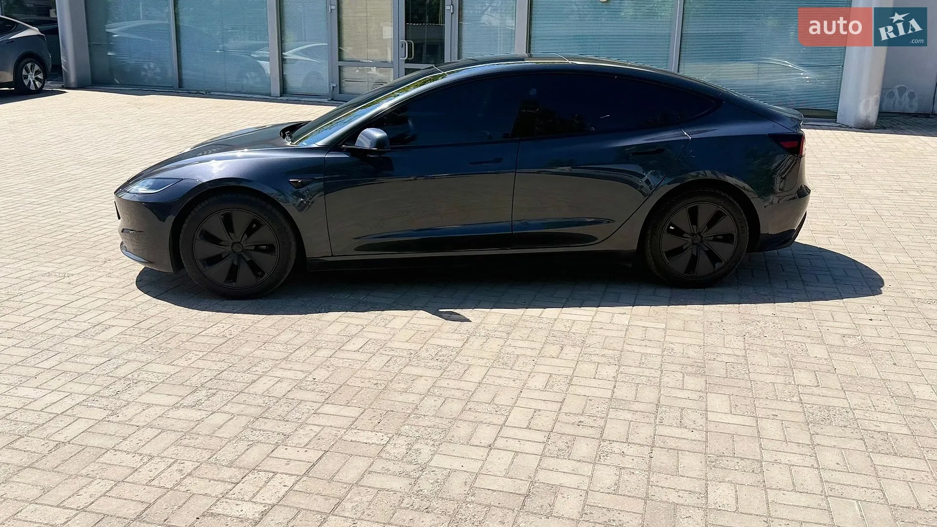 2024 Tesla Model 3 - мініатюра 25