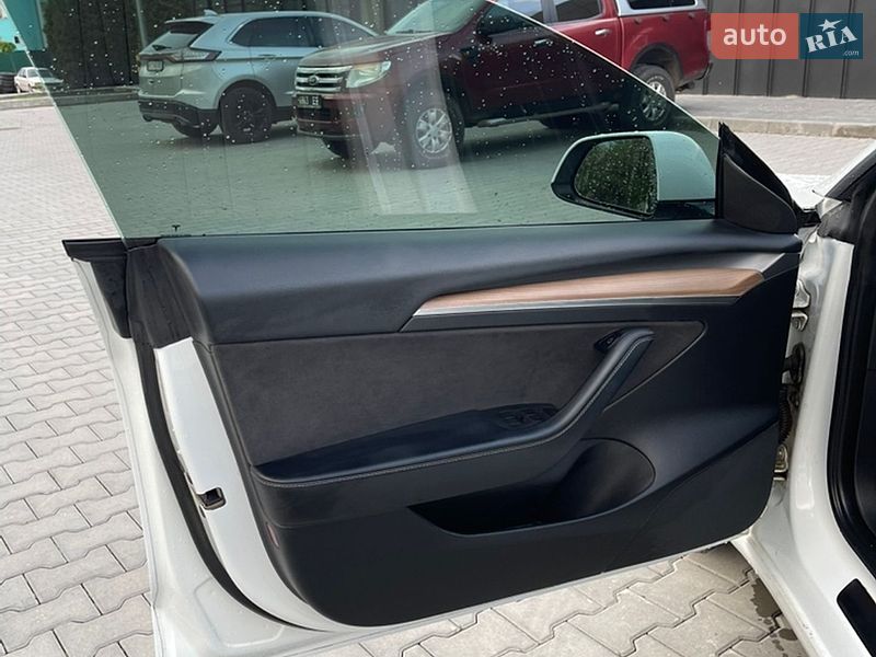 Седан Tesla Model 3 2021 в Каменец-Подольском