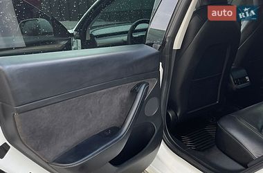 Седан Tesla Model 3 2021 в Каменец-Подольском