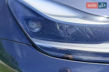 Седан Tesla Model 3 2023 в Днепре