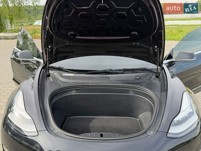 Седан Tesla Model 3 2018 в Виноградове фото 29 Седан Tesla Model 3 2018 в Виноградове