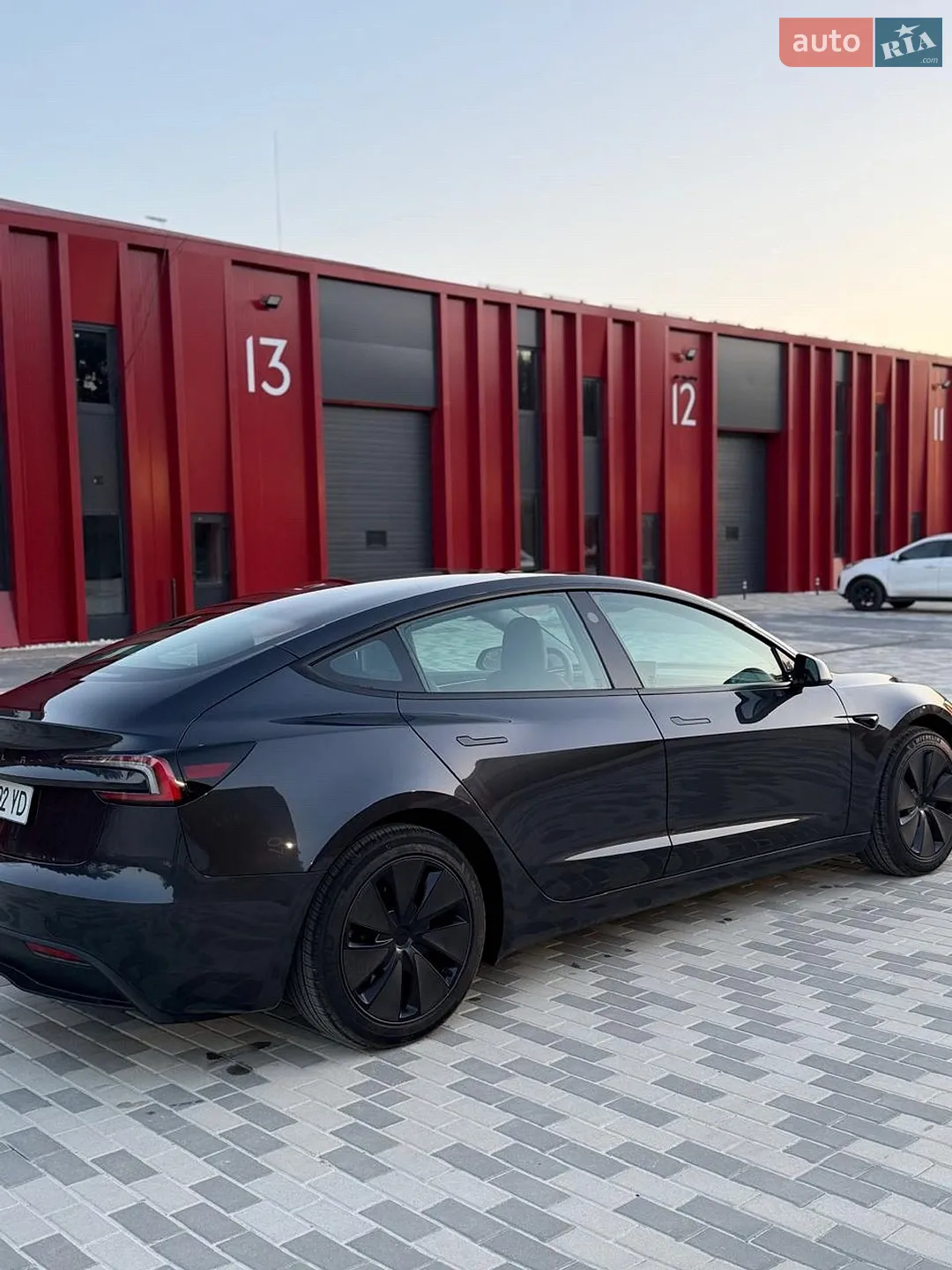 2024 Tesla Model 3 - мініатюра 9