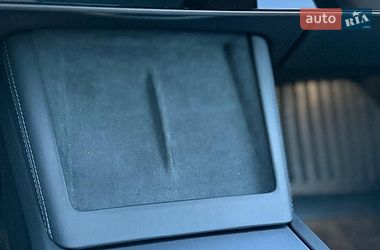 Седан Tesla Model 3 2024 в Львове