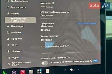 Седан Tesla Model 3 2022 в Днепре