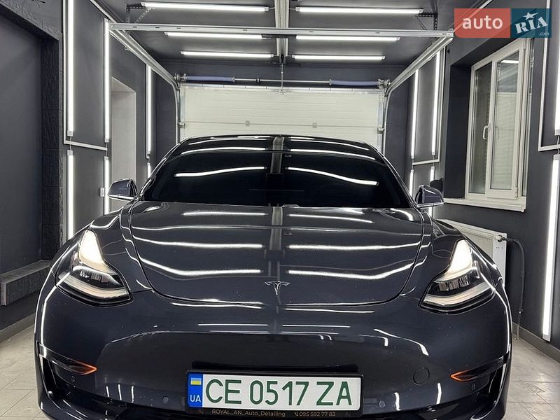 Седан Tesla Model 3 2019 в Коломые
