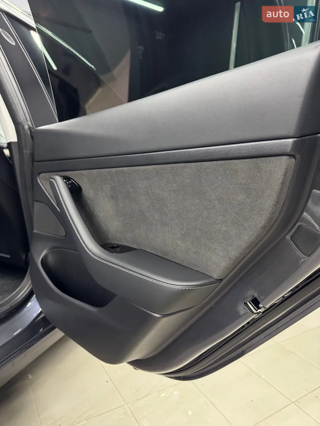 2019 Tesla Model 3 - мініатюра 16