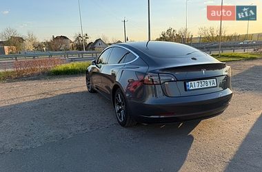 Седан Tesla Model 3 2020 в Киеве