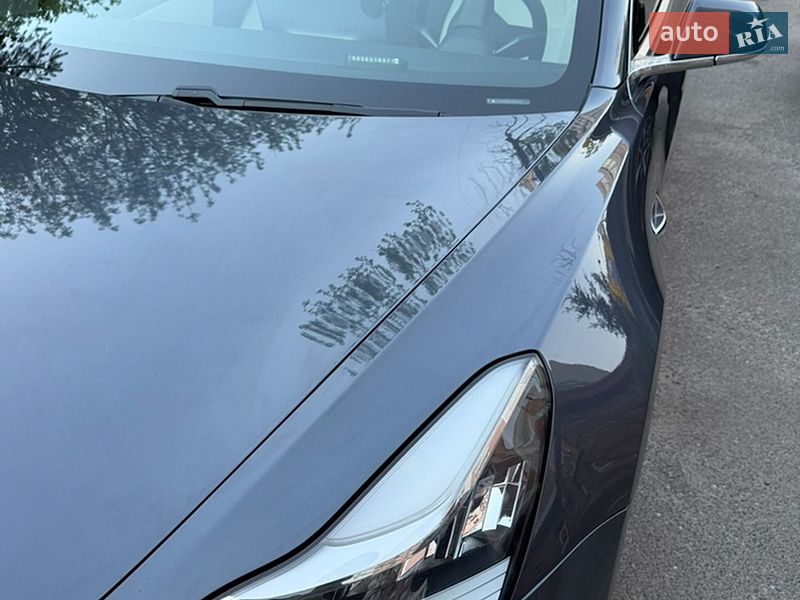 Седан Tesla Model 3 2020 в Киеве