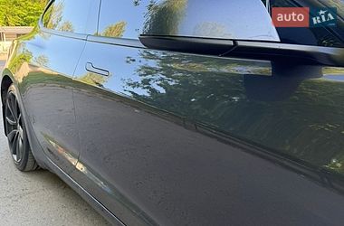 Седан Tesla Model 3 2021 в Львове
