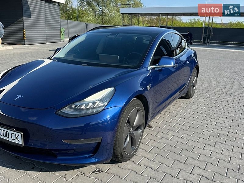 Седан Tesla Model 3 2018 в Каменец-Подольском