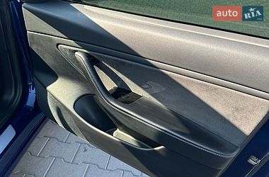 Седан Tesla Model 3 2018 в Каменец-Подольском