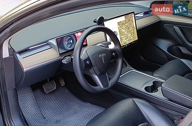 Седан Tesla Model 3 2021 в Запоріжжі